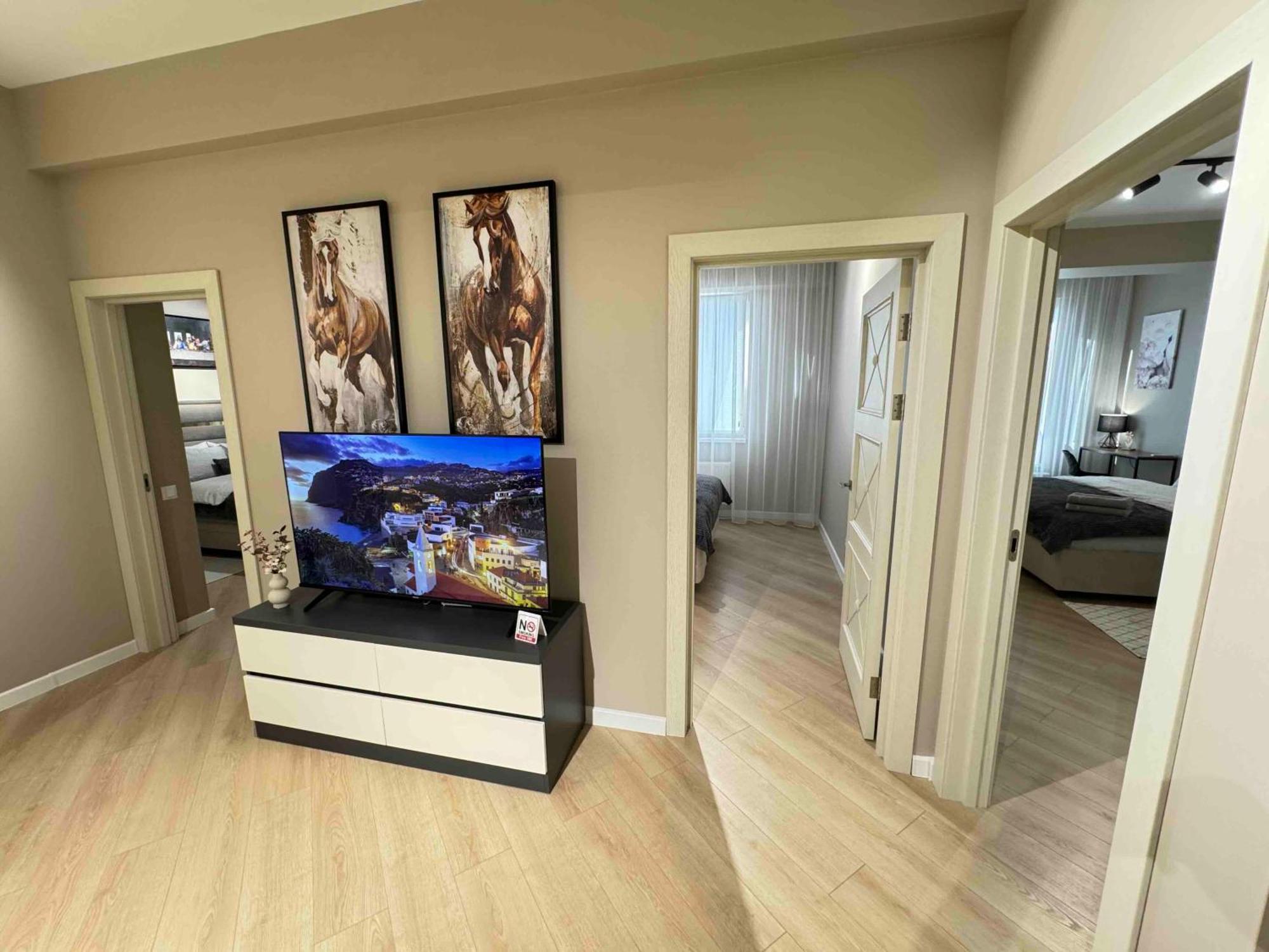 Rentnow Modern Business Apartment With 3 Bedrooms In Centre Chisinau Eksteriør bilde